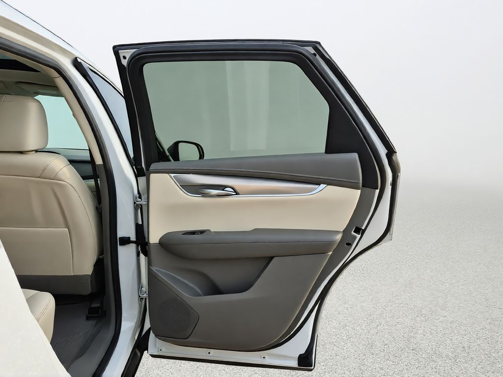 2022 Cadillac XT5 Premium Luxury White at AutoSavvy Houston Northwest
