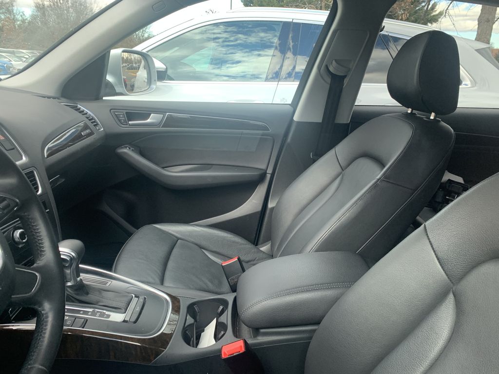 Thumbnail: 2014 Audi Q5 - 5