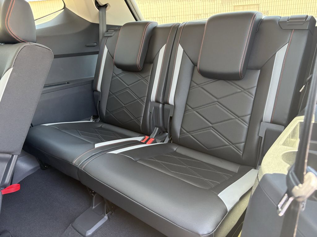 2024 Volkswagen Atlas 2.0T Peak Edition SEL White at DeMontrond Gulf Freeway