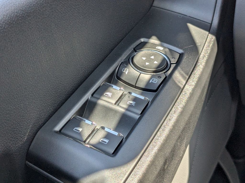 2025 Ford F-350 Super Duty XL