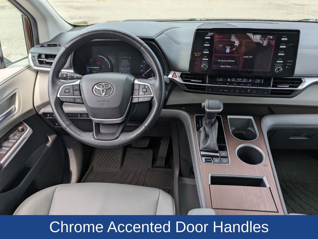 2021 Toyota Sienna XLE