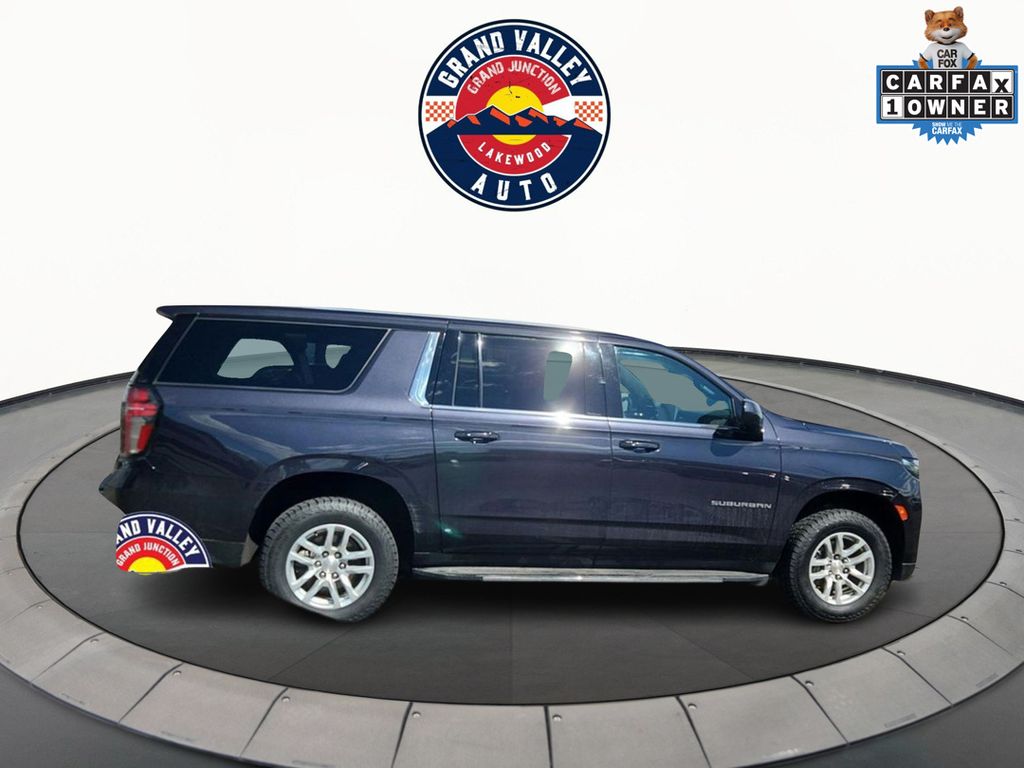 Dark Ash Metallic 2024 Chevrolet Suburban SUV / Crossover Four-Wheel Drive Automatic