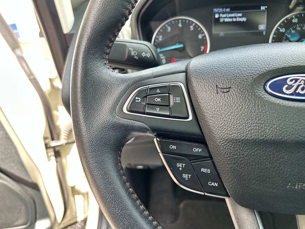 2021 Diamond White Ford EcoSport SE FWD SUV