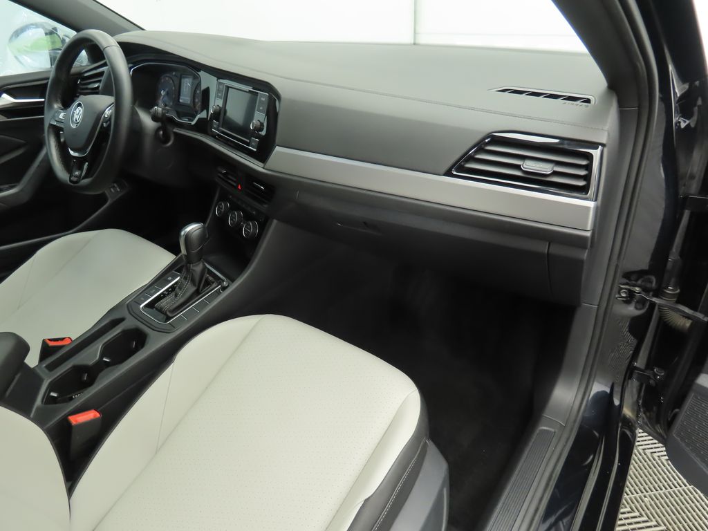 2021 Volkswagen Jetta R-Line 18