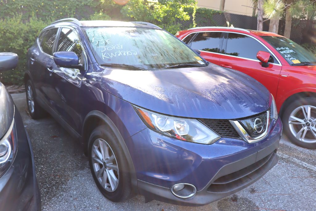 Thumbnail: 2019 Nissan Rogue Sport - 6