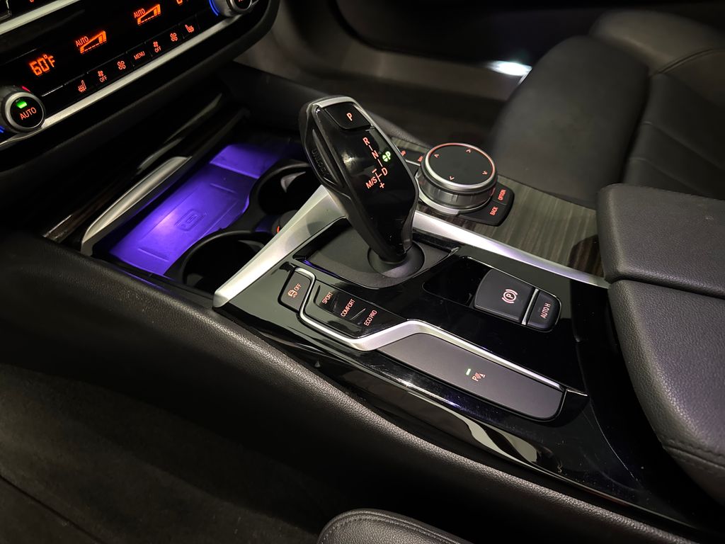 Certified Used 2019 White BMW 530i image 30