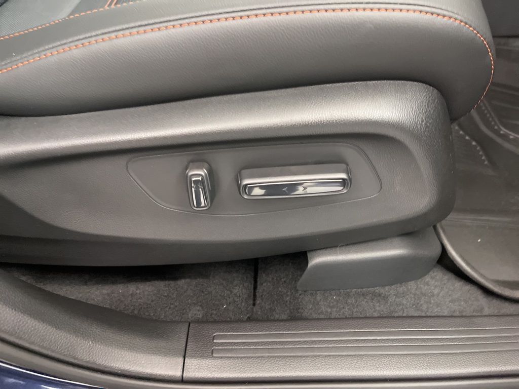 2025 Honda CR-V Sport-L 9