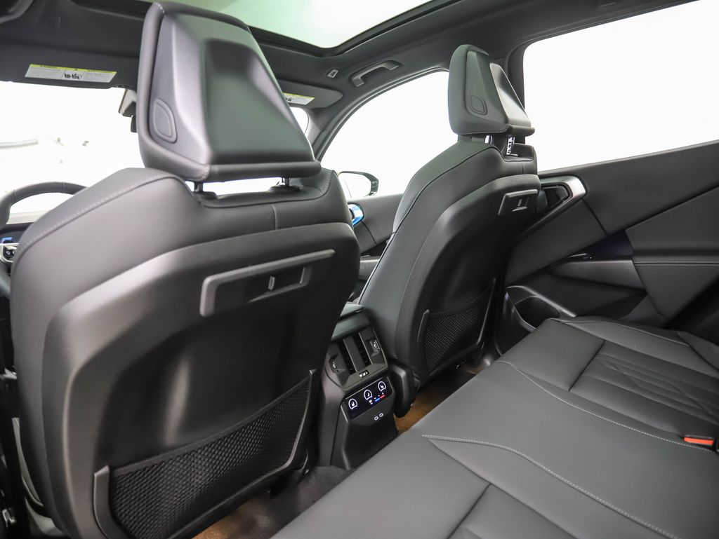 Thumbnail: 2025 BMW X3 - 20
