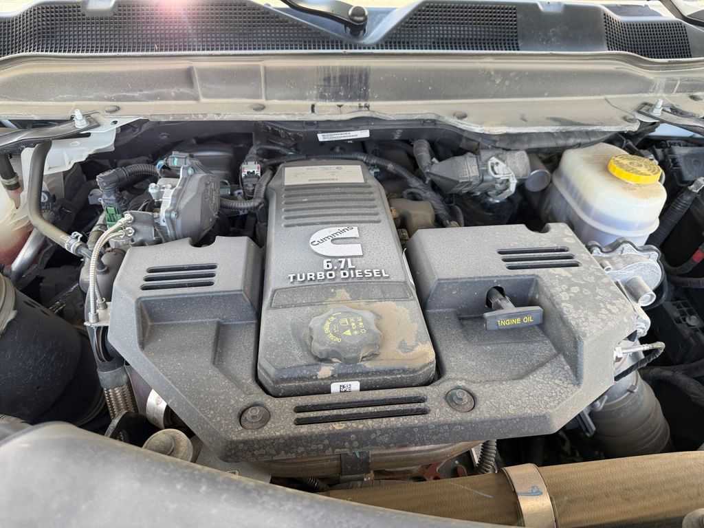 2024 Ram 2500 Laramie White at Luther Ford