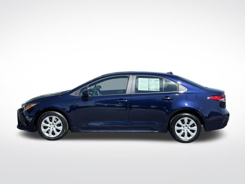 Thumbnail: 2025 Toyota Corolla - 2