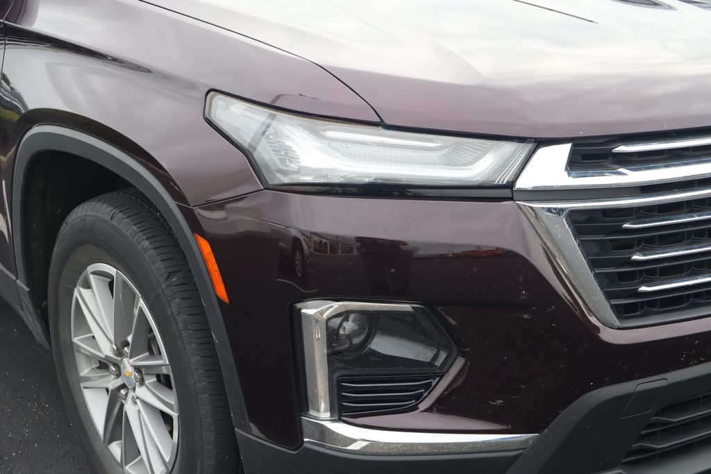 Thumbnail: 2022 Chevrolet Traverse - 4
