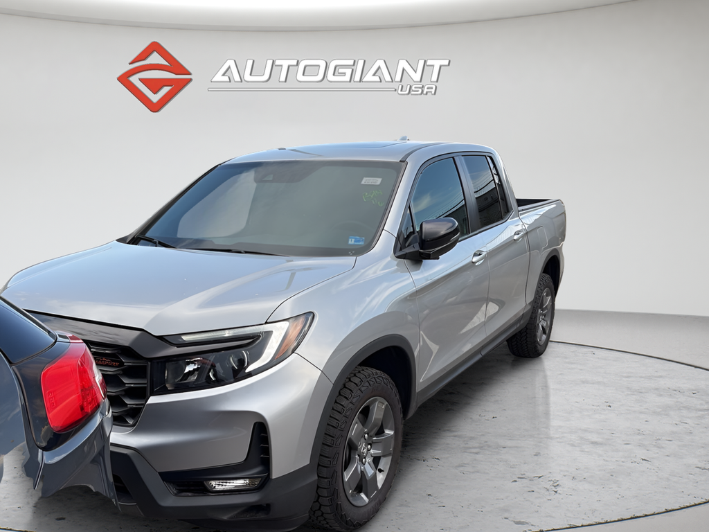Silver 2024 Honda Ridgeline Pickup Truck All-Wheel Drive 9-Speed Automatic