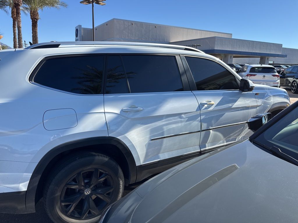 Thumbnail: 2018 Volkswagen Atlas - 8