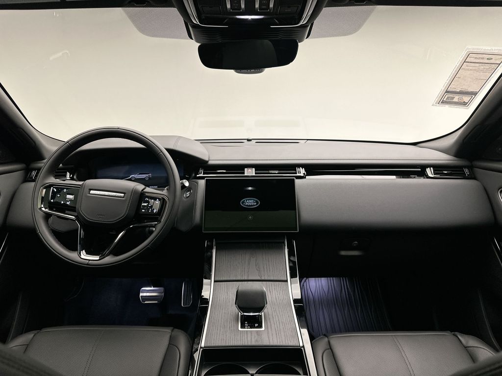 2026 Land Rover Range Rover Velar Dynamic SE 7