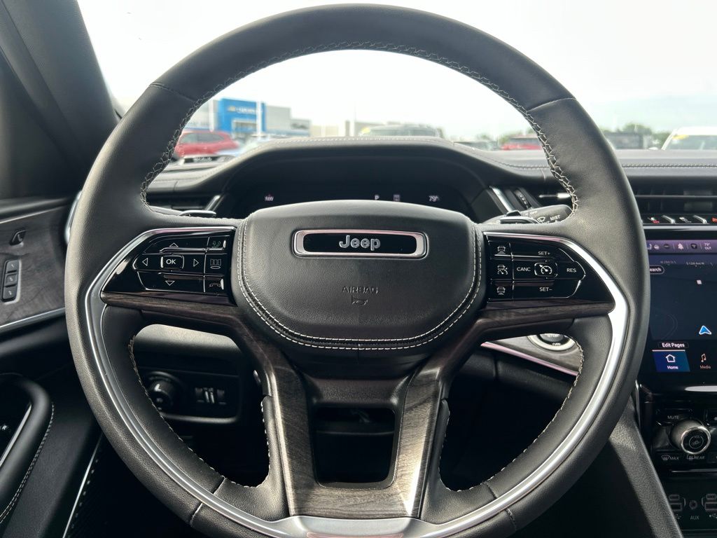 Used 2024 Jeep Grand Cherokee SUV