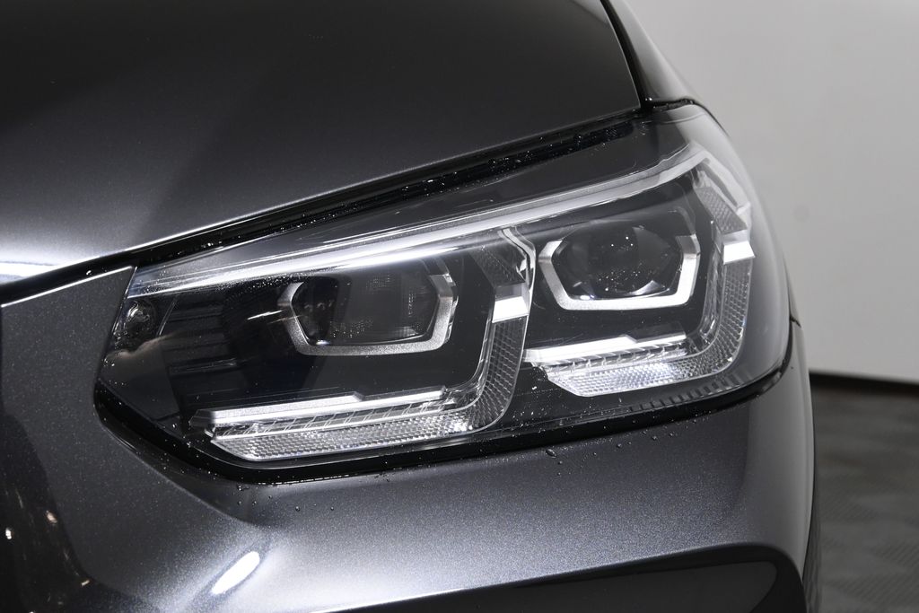 Thumbnail: 2024 BMW X3 - 11