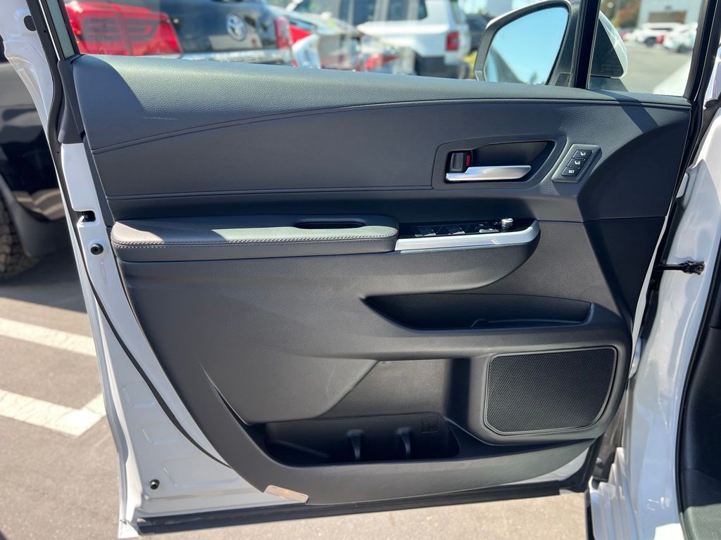 Used 2026 Toyota Sienna Van