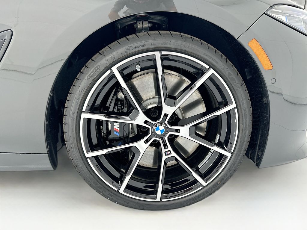 Thumbnail: 2026 BMW 8 Series - 31
