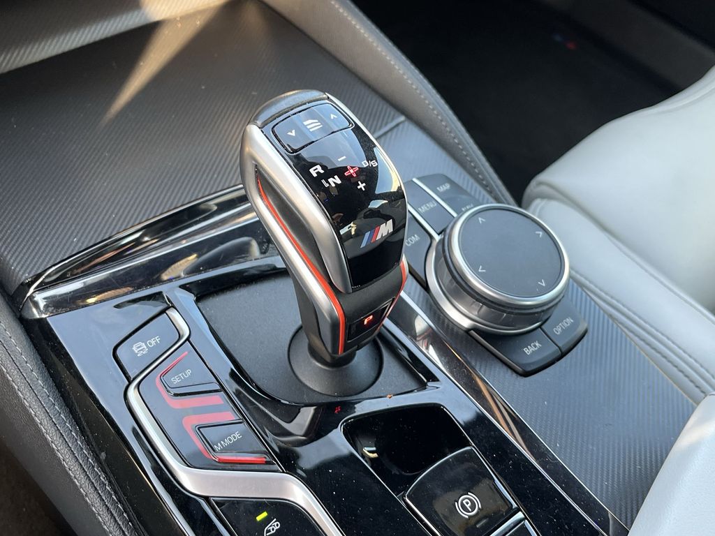 Thumbnail: 2021 BMW M5 - 20