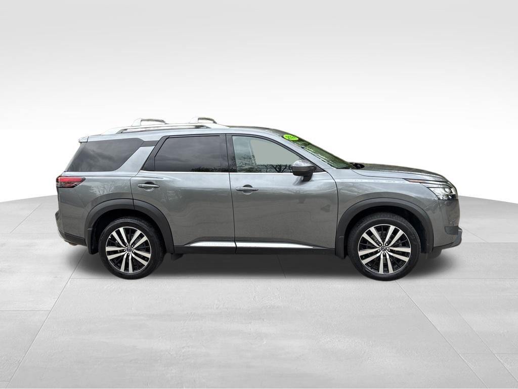 2024 Nissan Pathfinder Platinum Gray at South Hills Kia