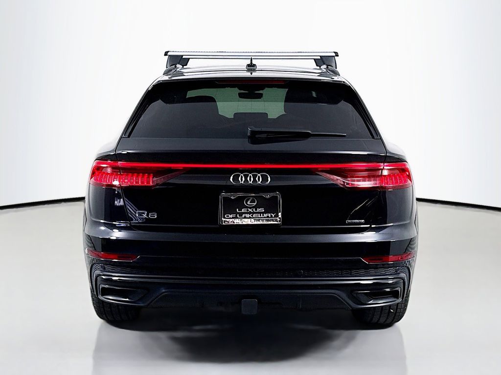 Thumbnail: 2020 Audi Q8 - 6