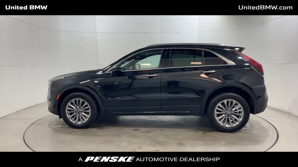 Thumbnail: 2024 Cadillac XT4 - 5