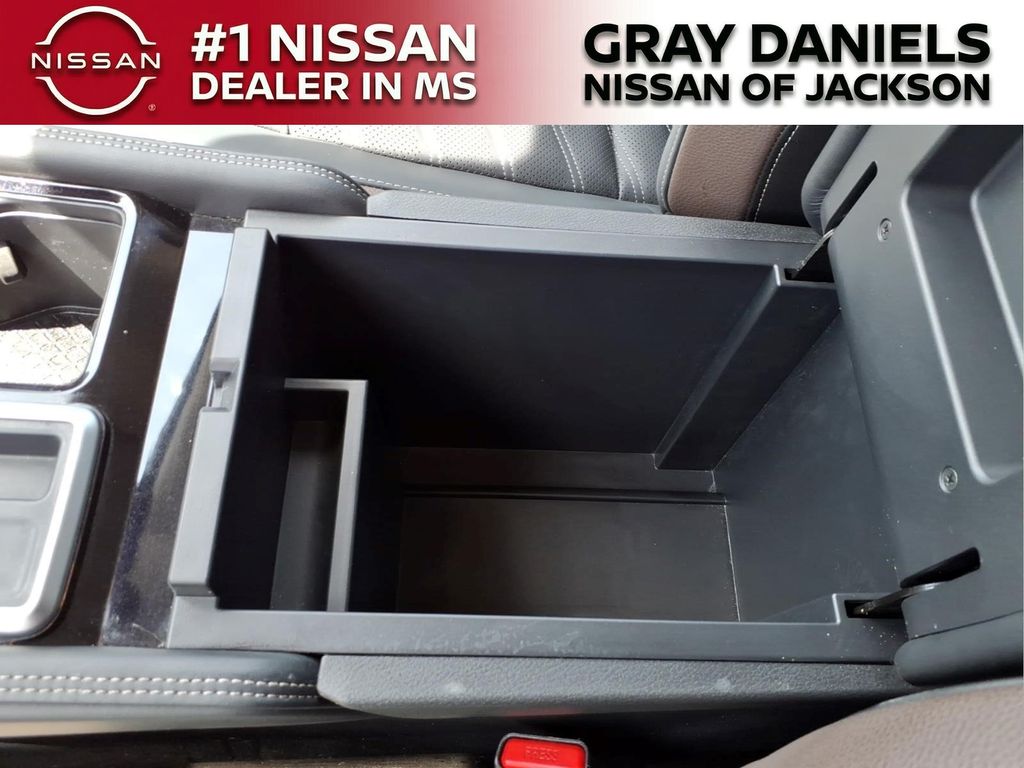 Used 2025 Nissan Pathfinder SUV