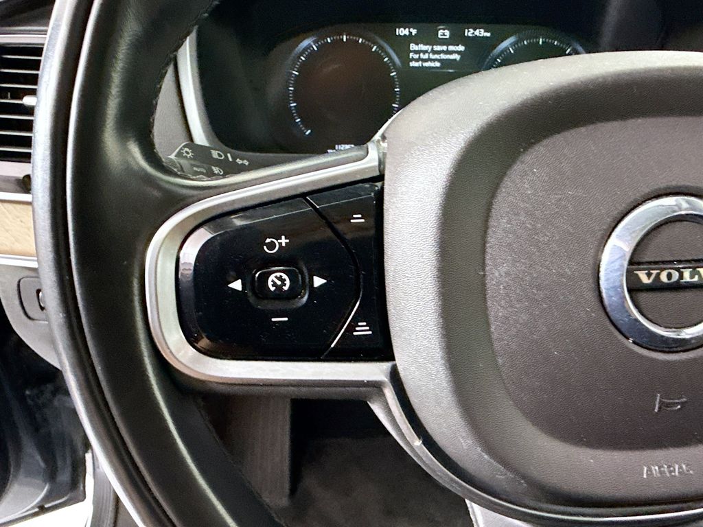 Thumbnail: 2017 Volvo XC90 - 11
