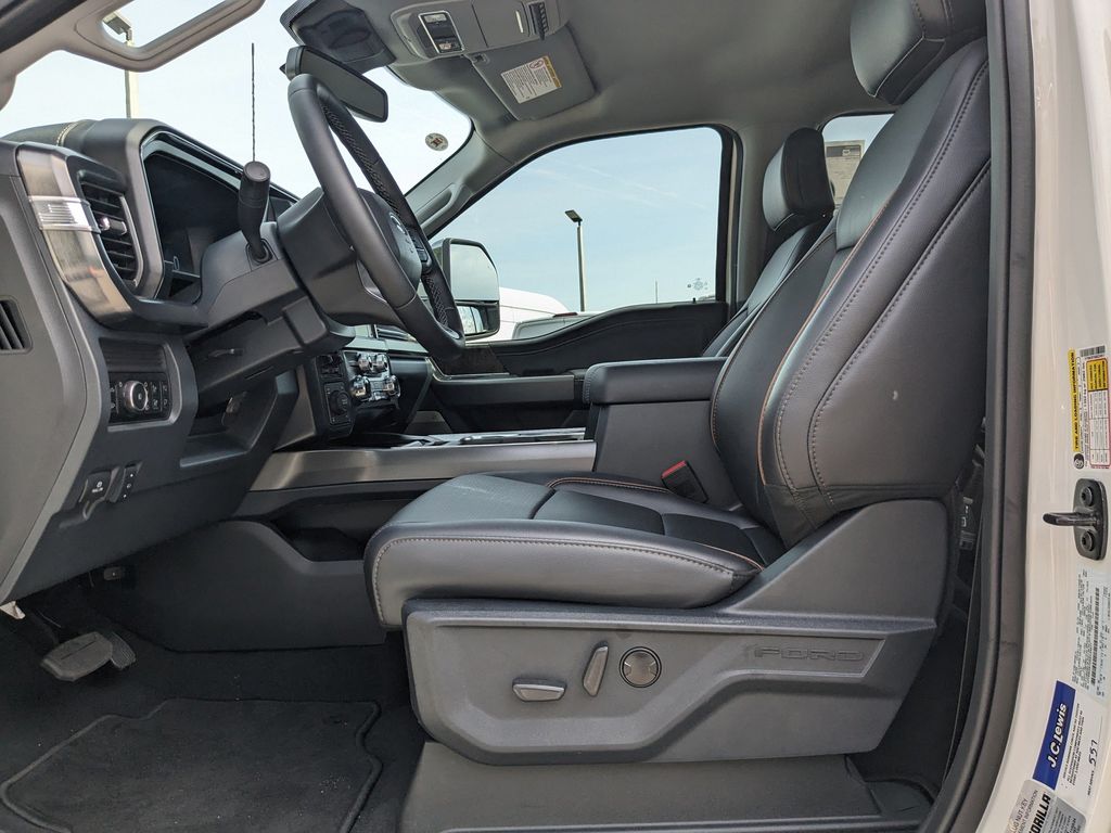 2025 Ford F-250 Super Duty Lariat
