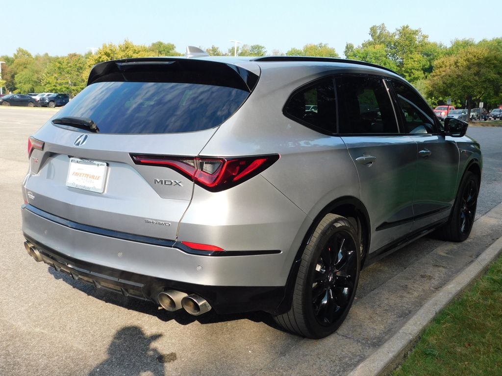Thumbnail: 2024 Acura MDX - 4