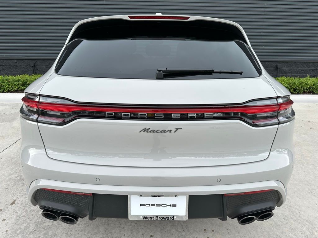 Thumbnail: 2025 Porsche Macan - 11
