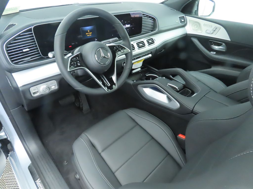 Thumbnail: 2026 Mercedes-Benz GLE - 10