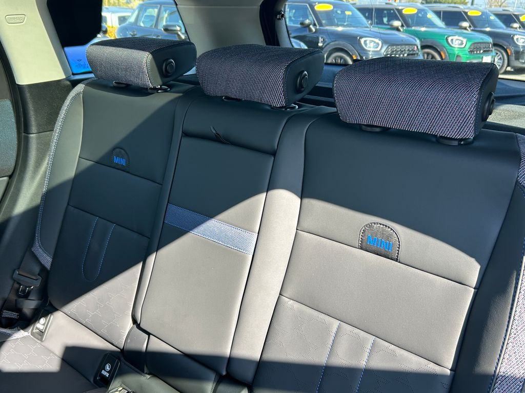 Thumbnail: 2025 MINI Cooper Countryman - 31