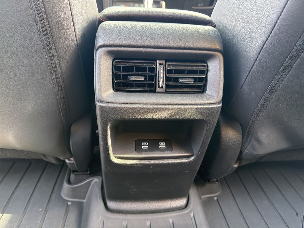 Thumbnail: 2023 Honda CR-V - 32