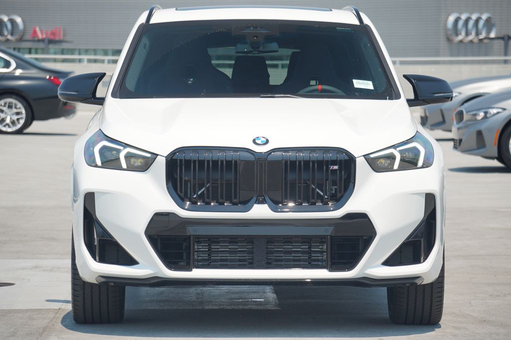 Thumbnail: 2025 BMW X1 - 2