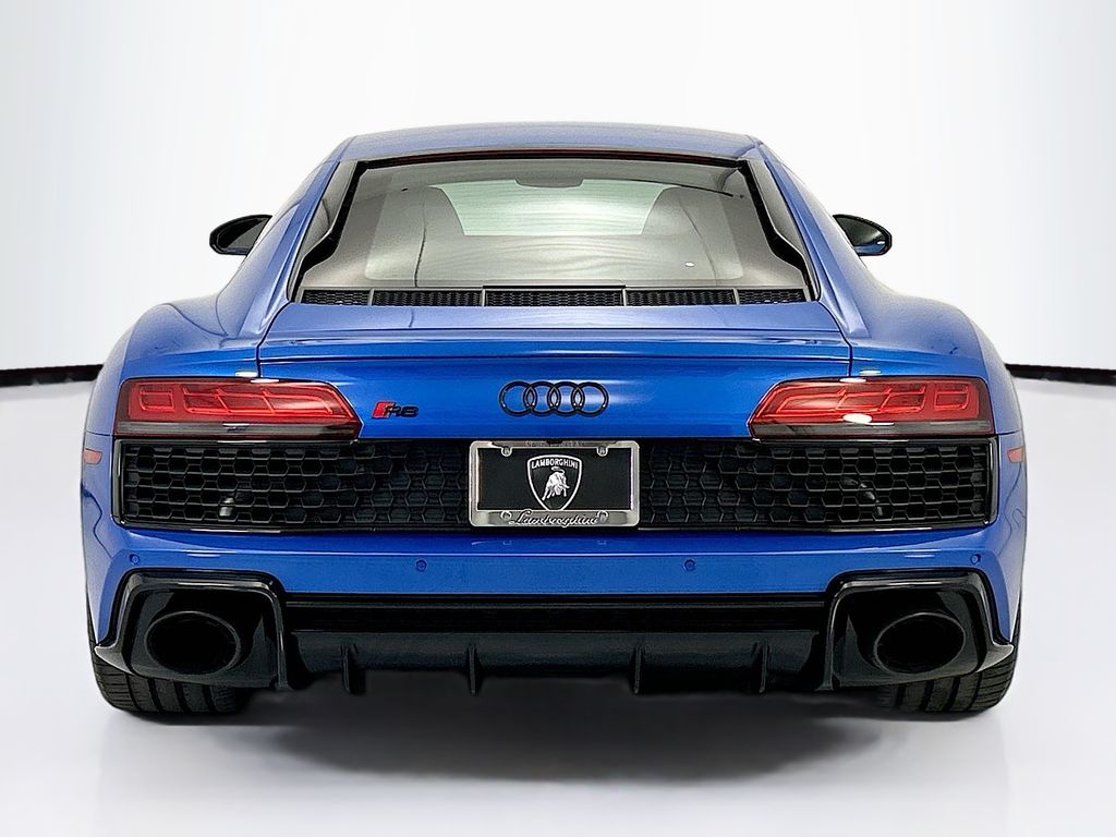 Thumbnail: 2021 Audi R8 - 6
