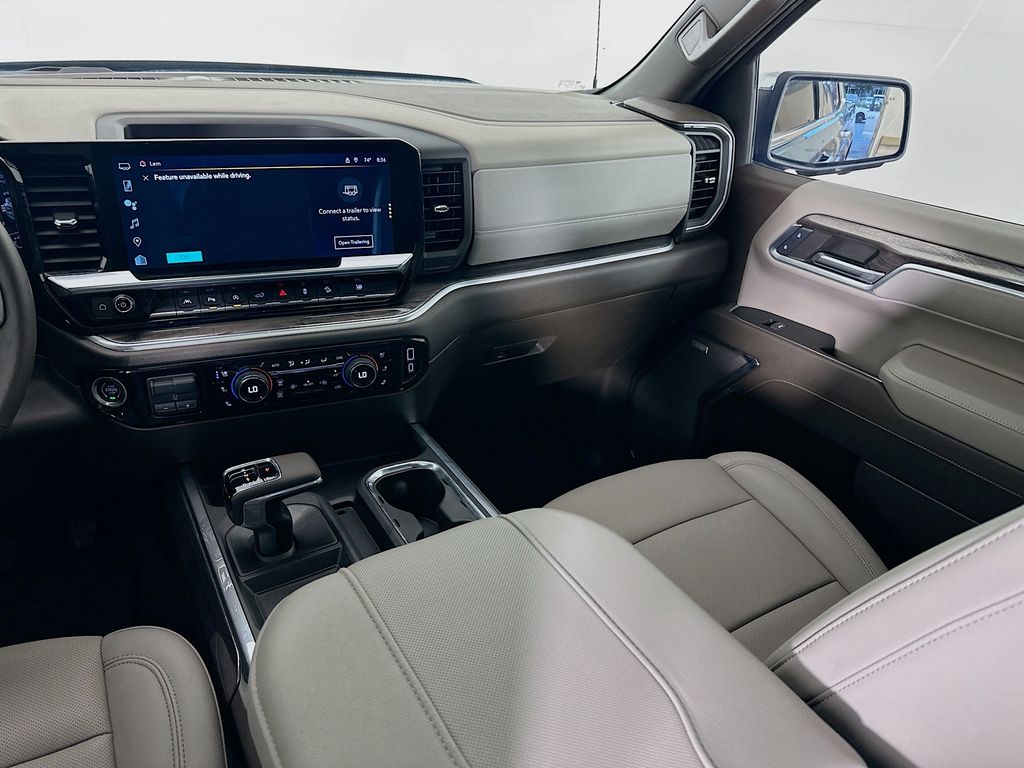 Thumbnail: 2024 Chevrolet Silverado 1500 - 23