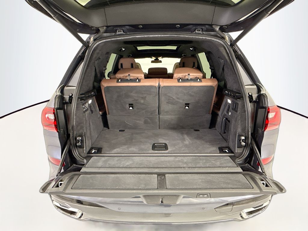 Thumbnail: 2019 BMW X7 - 27