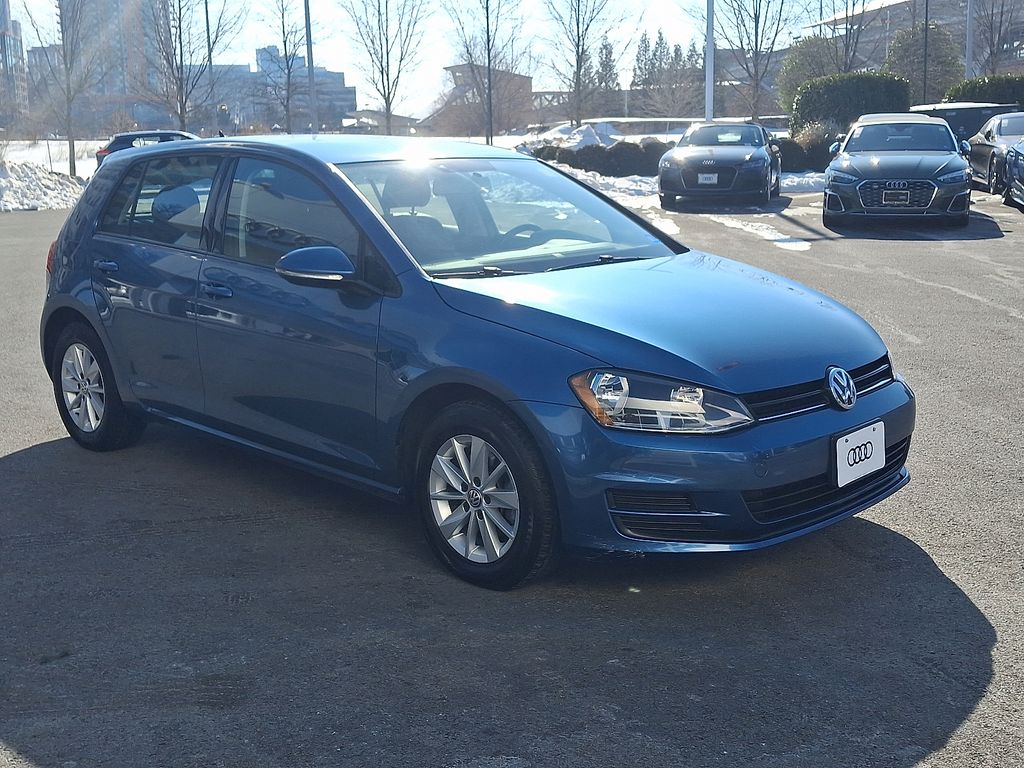 Thumbnail: 2015 Volkswagen Golf - 3