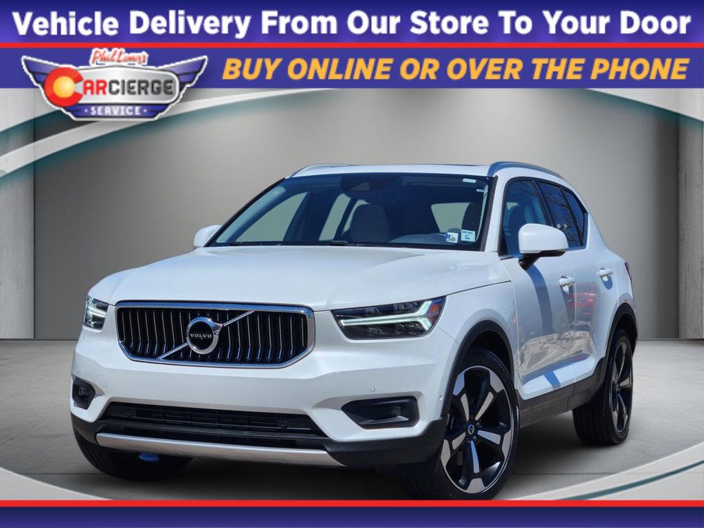 2019 Volvo XC40 T5 Inscription AWD