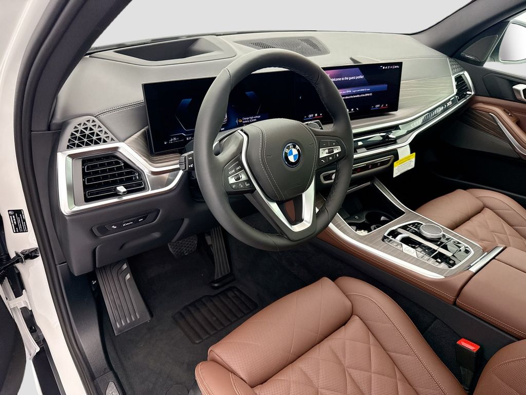 Thumbnail: 2026 BMW X5 - 9