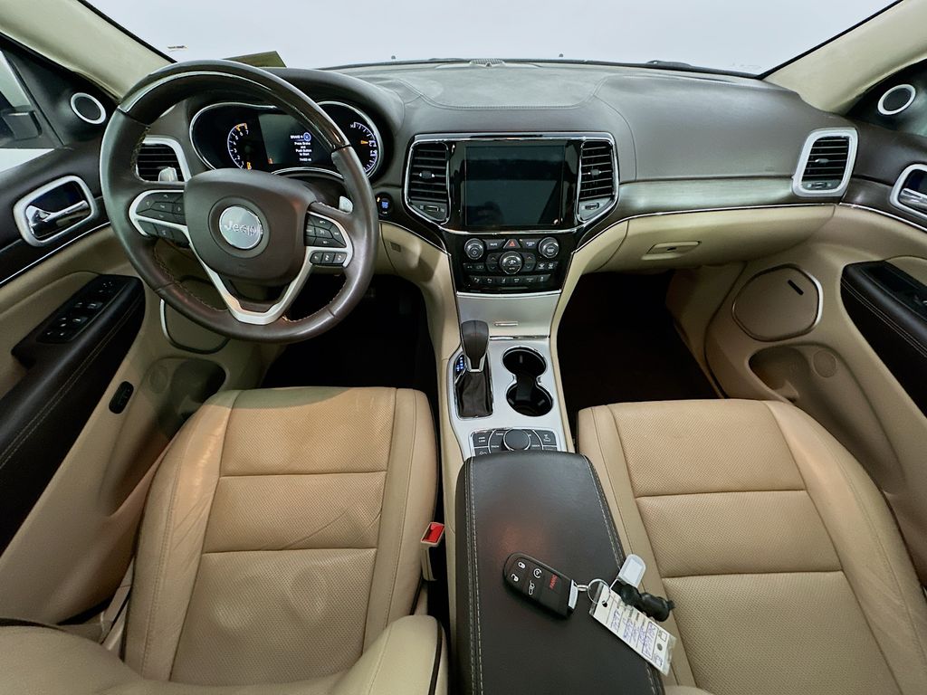 JeepGrand Cherokee10