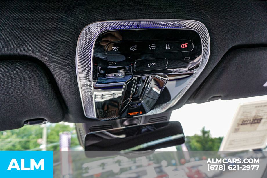 Used 2024 Black Mercedes-Benz S 580e image 34