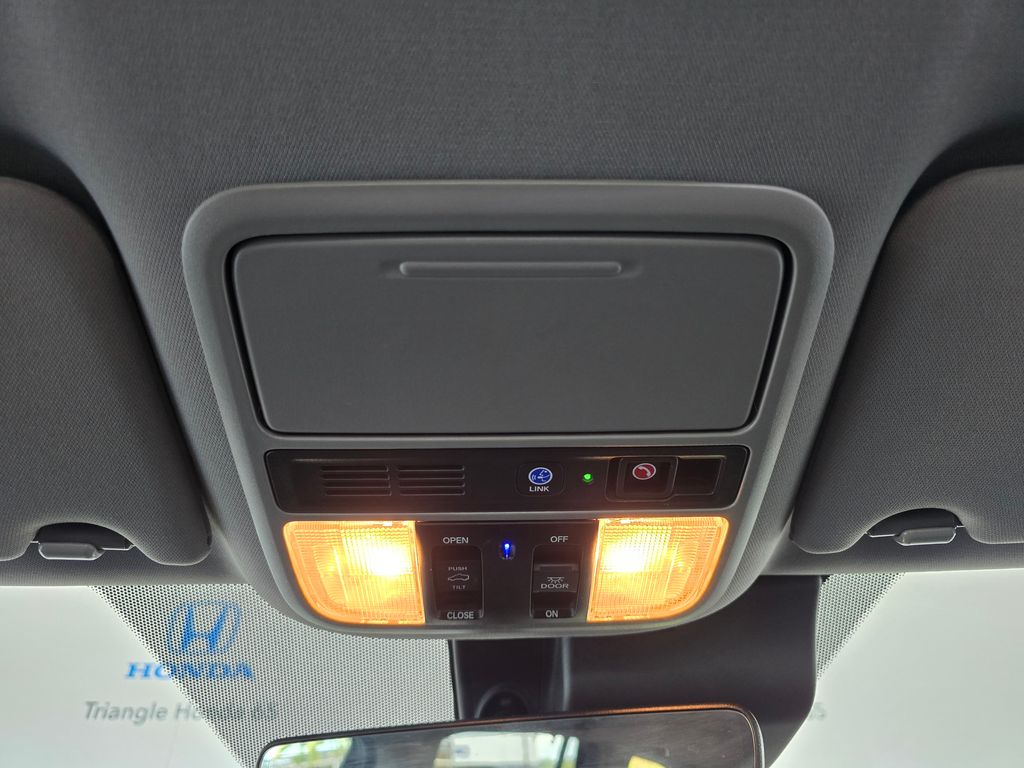 Thumbnail: 2021 Honda Pilot - 21