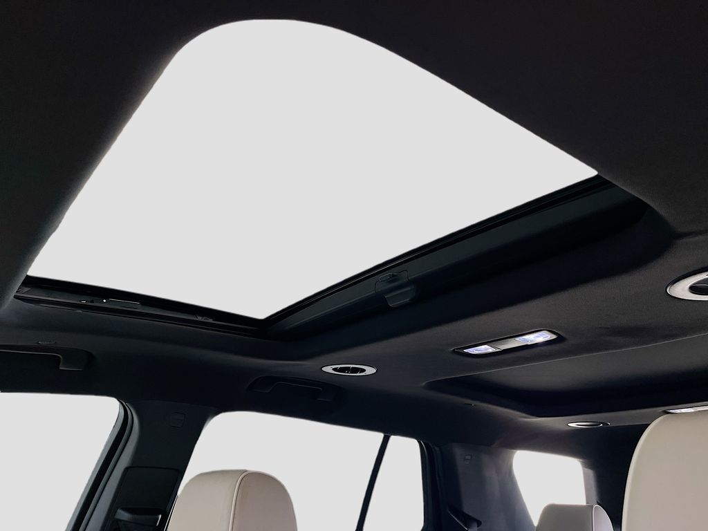 Used 2023 Black Chevrolet Premier image 23