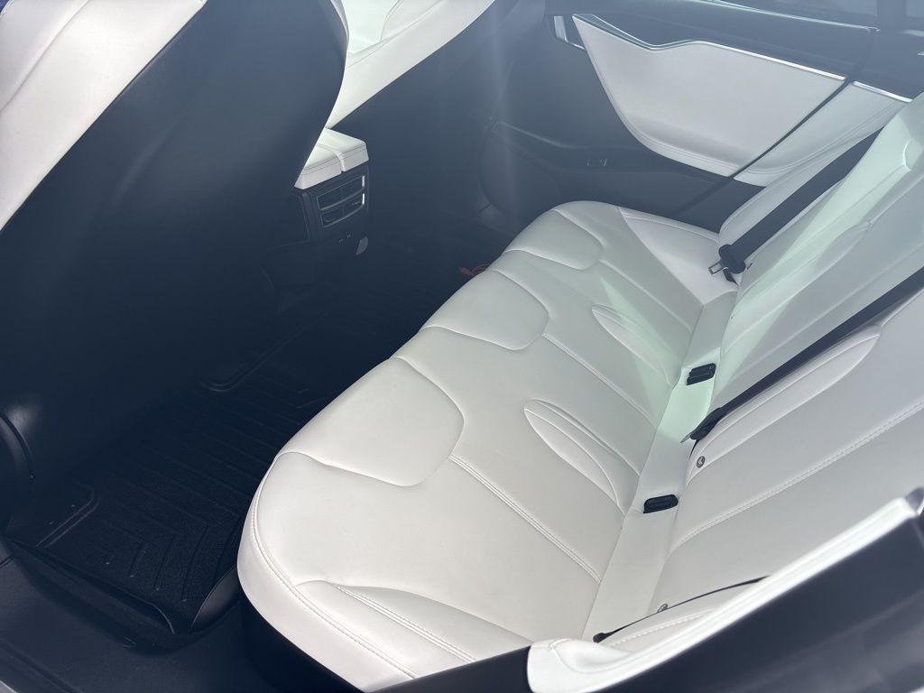 Thumbnail: 2017 Tesla Model S - 11