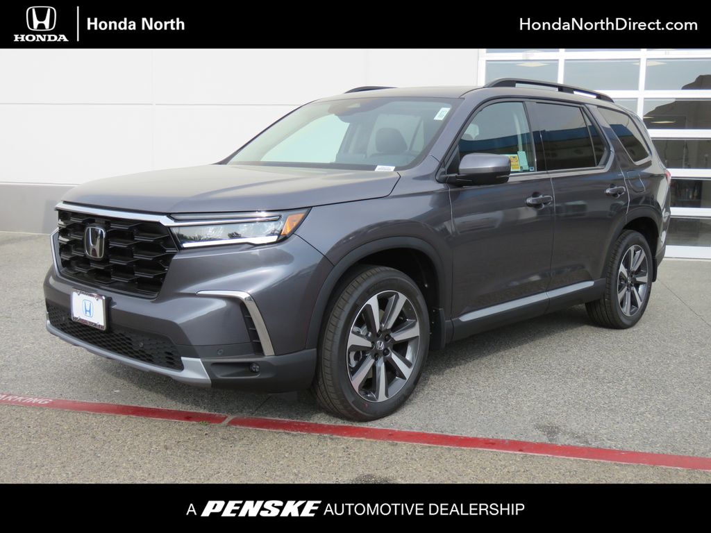 2025 Honda Pilot Touring -
                Clovis, CA