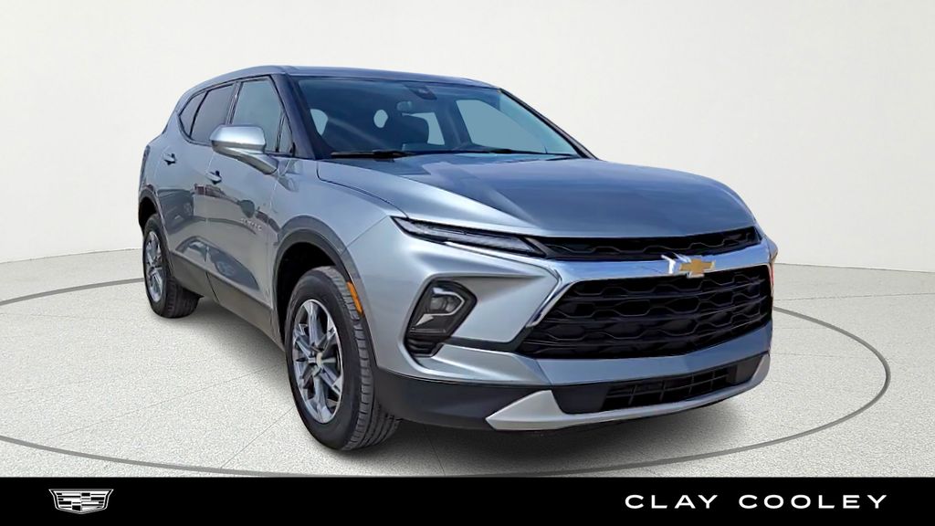 Sterling Gray Metallic 2024 Chevrolet Blazer 2LT FWD SUV / Crossover Front-Wheel Drive 9-Speed Automatic Overdrive