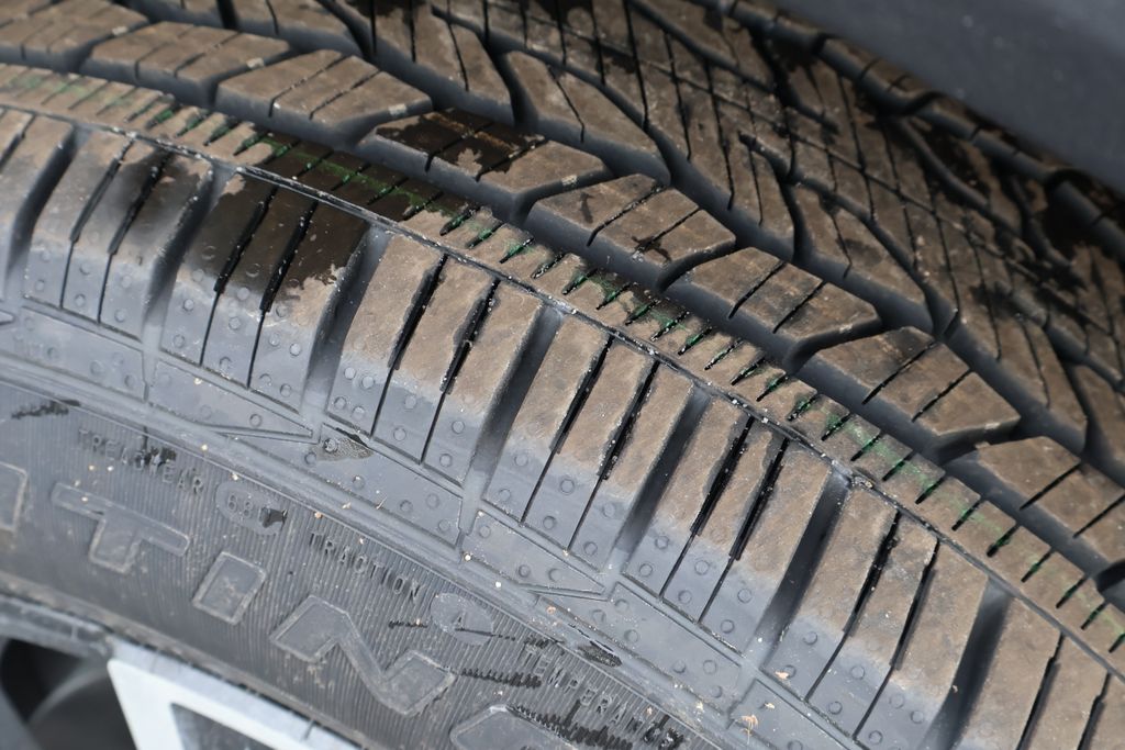 Thumbnail: 2026 Chevrolet Traverse - 12