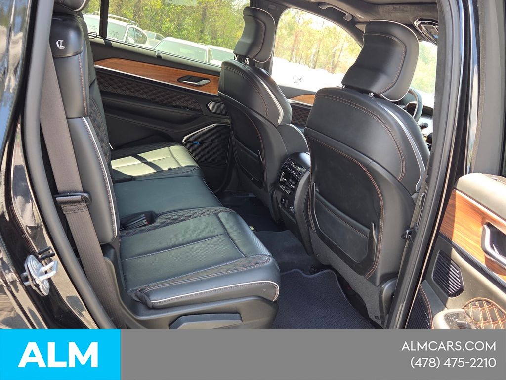 Used 2024 Black Jeep Summit image 18